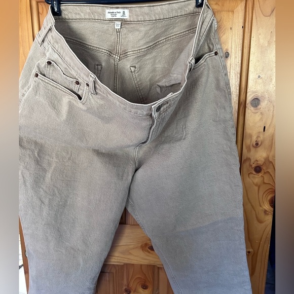 Abercrombie & Fitch The 90sUltra High Rise Straight Leg Jeans Size 35 / 20 short - Picture 7 of 7